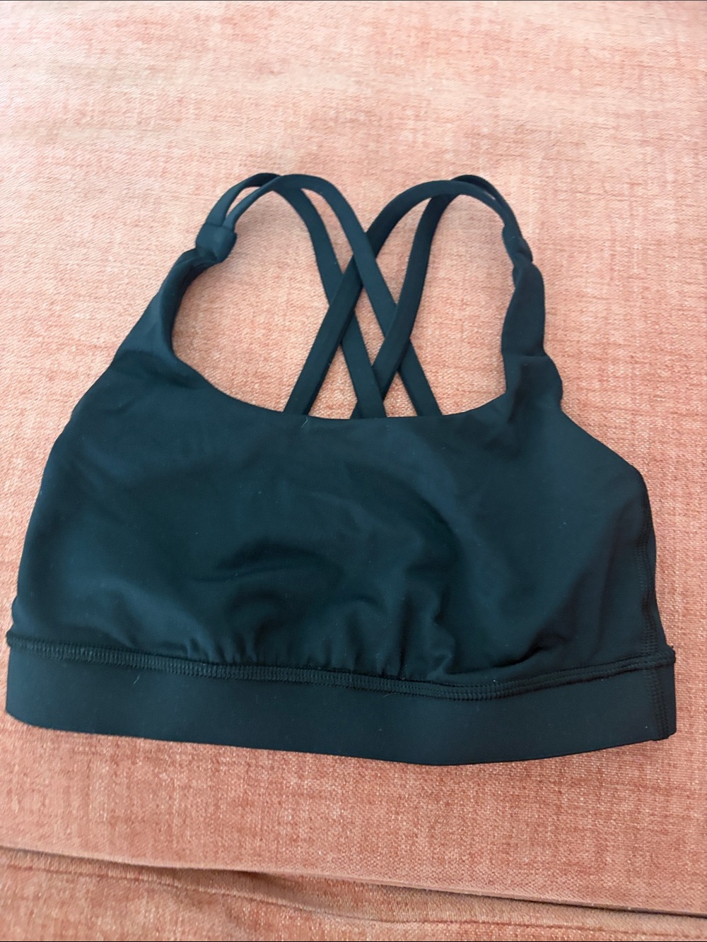 black lululemon sports bra